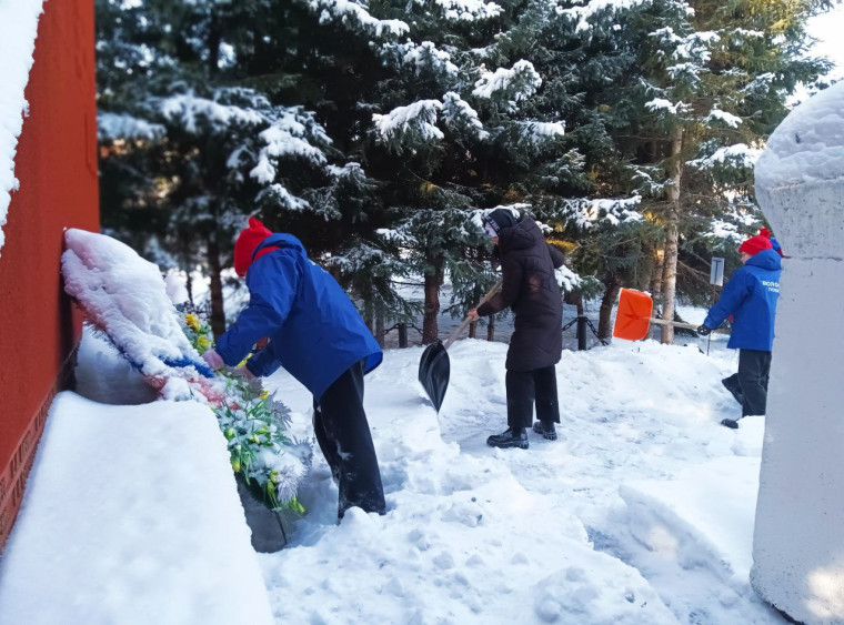 Снежный десант в Новоперуново.